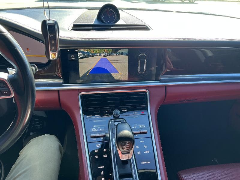 2018 PORSCHE PANAMERA 4 10