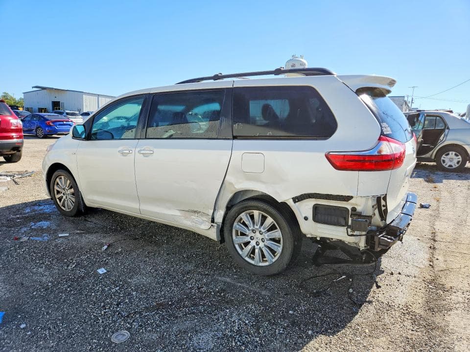2017 TOYOTA SIENNA XLE PREMIUM 7-PASSENGER 2