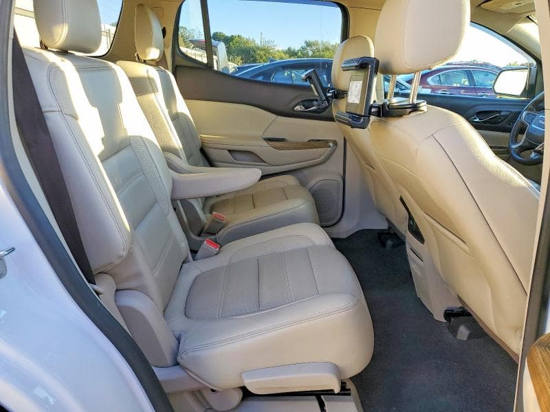 2017 GMC ACADIA DENALI 11