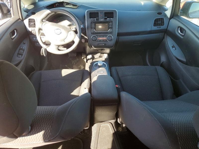 2017 NISSAN LEAF S 8