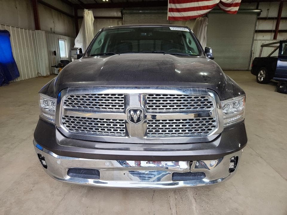 2017 RAM 1500 LARAMIE 5