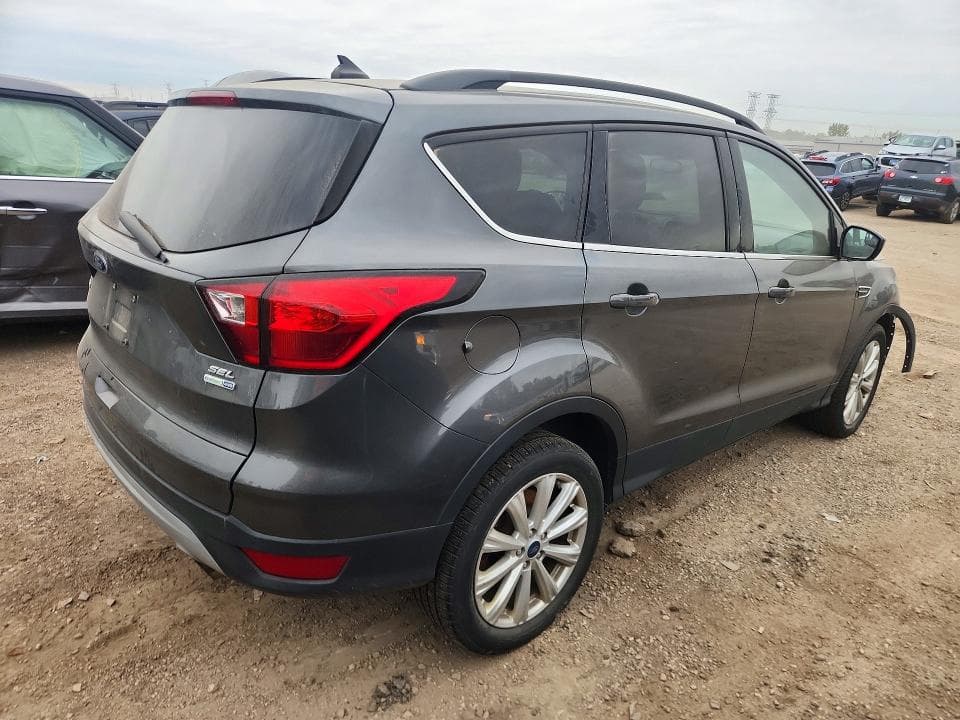 2019 FORD ESCAPE SEL 3