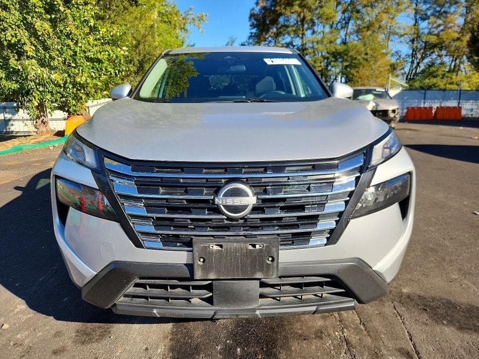 2025 NISSAN ROGUE SV 5