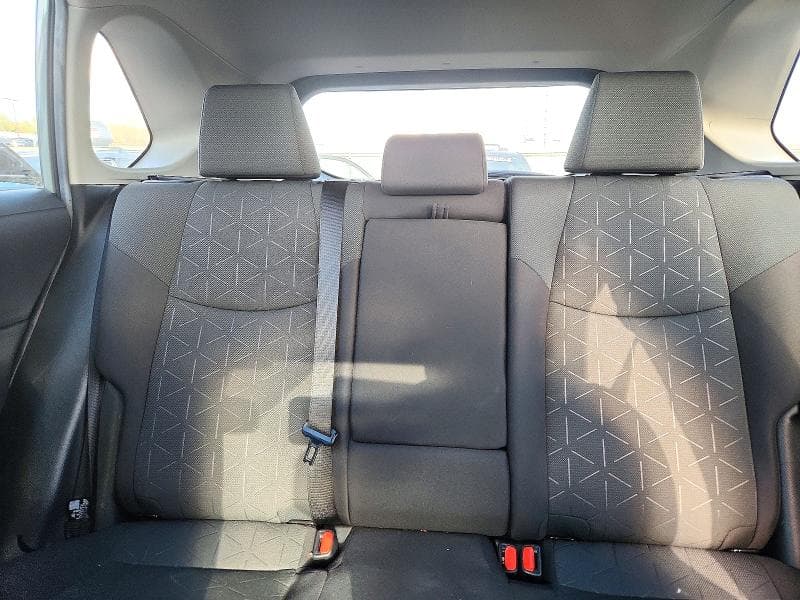 2023 TOYOTA RAV4 XLE 10