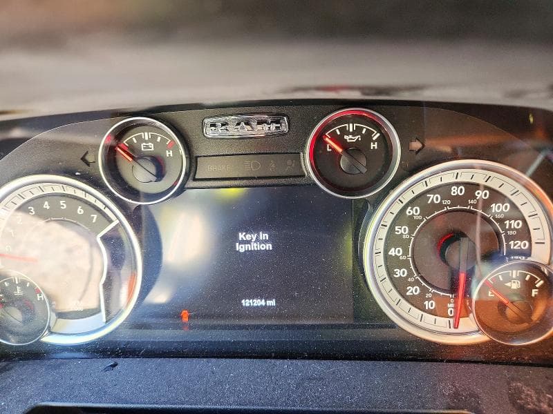 2017 RAM 1500 SLT 9