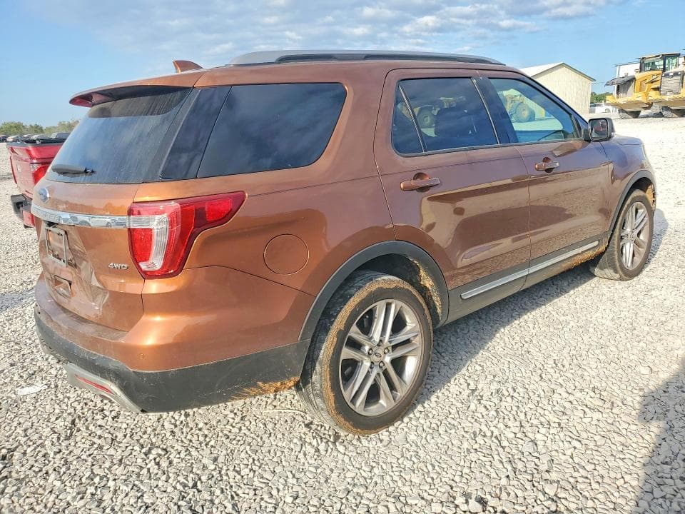 2017 FORD EXPLORER XLT 3