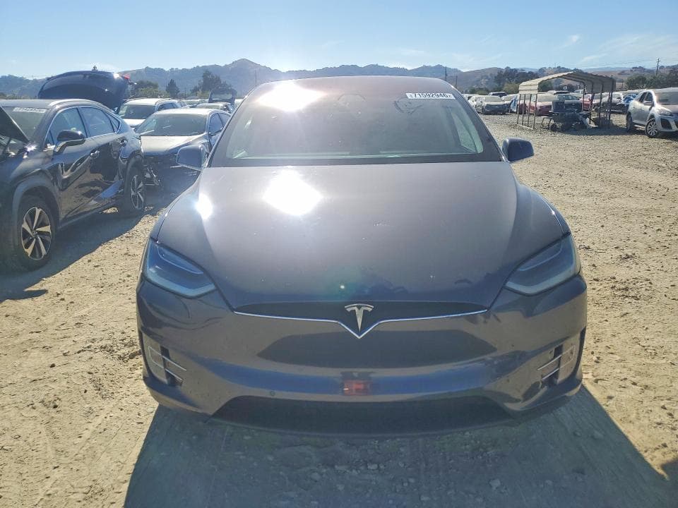 2018 TESLA MODEL X 5