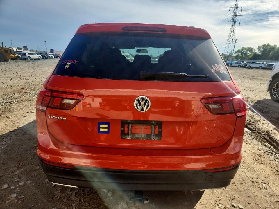 2019 VOLKSWAGEN TIGUAN S 6