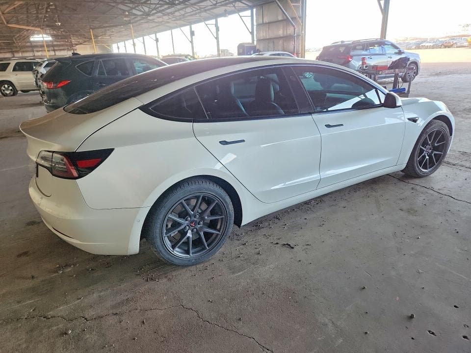2021 TESLA MODEL 3 3