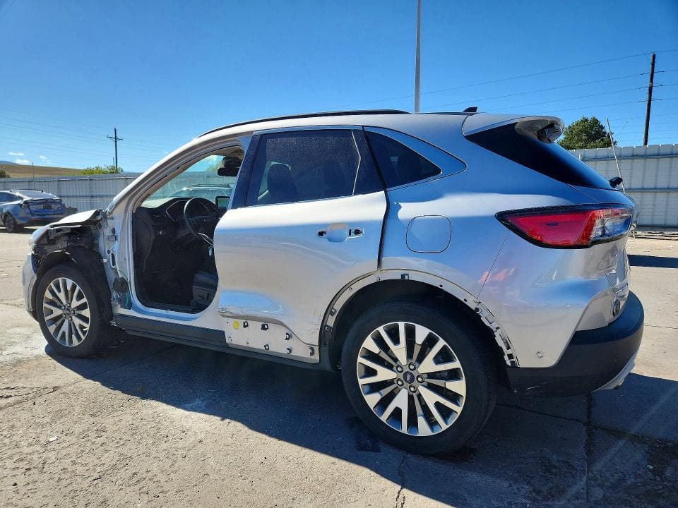2020 FORD ESCAPE TITANIUM 2