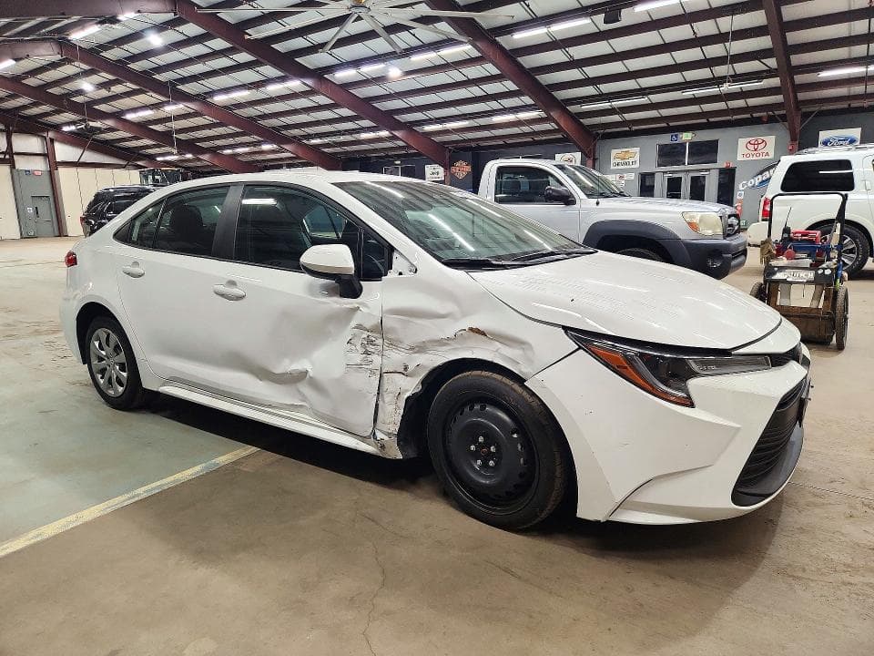 2026 TOYOTA COROLLA LE 4