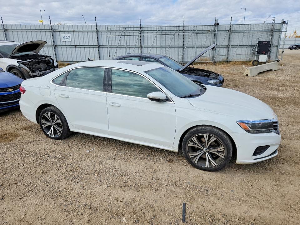 2020 VOLKSWAGEN PASSAT SEL 4