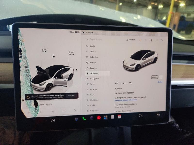 2022 TESLA MODEL 3 9