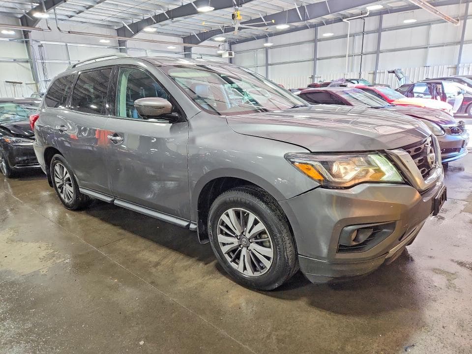 2017 NISSAN PATHFINDER SL 4