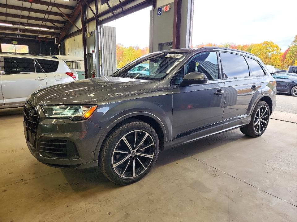 2022 AUDI Q7