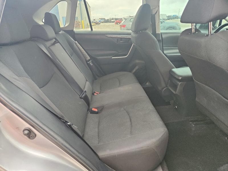 2021 TOYOTA RAV4 LE 11