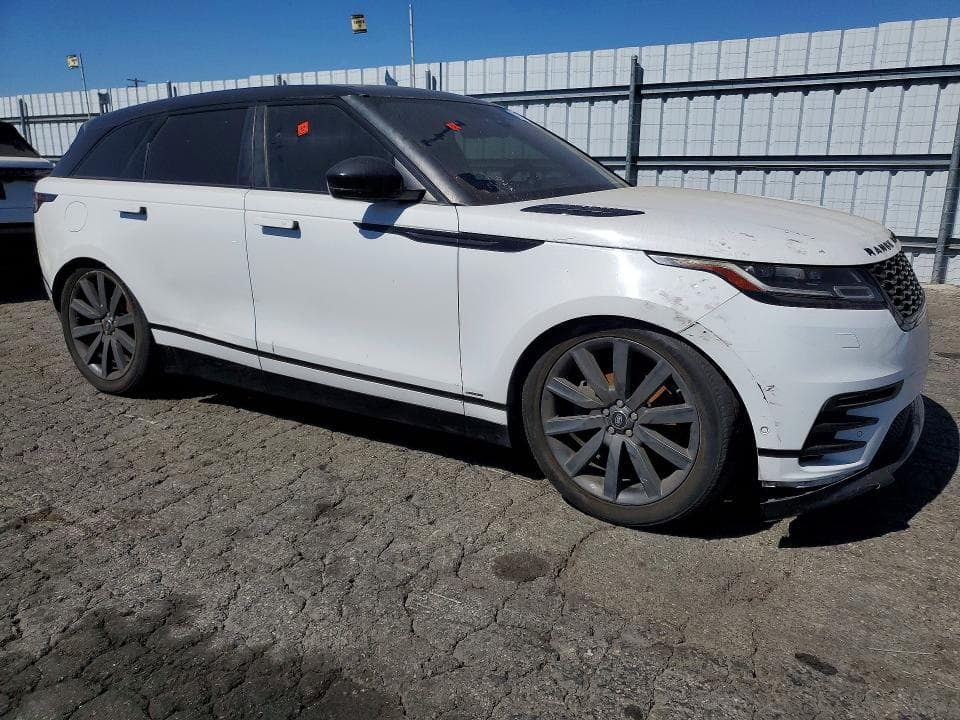 2018 LAND ROVER RANGE ROVER VELAR R-DYNAMIC HSE 4