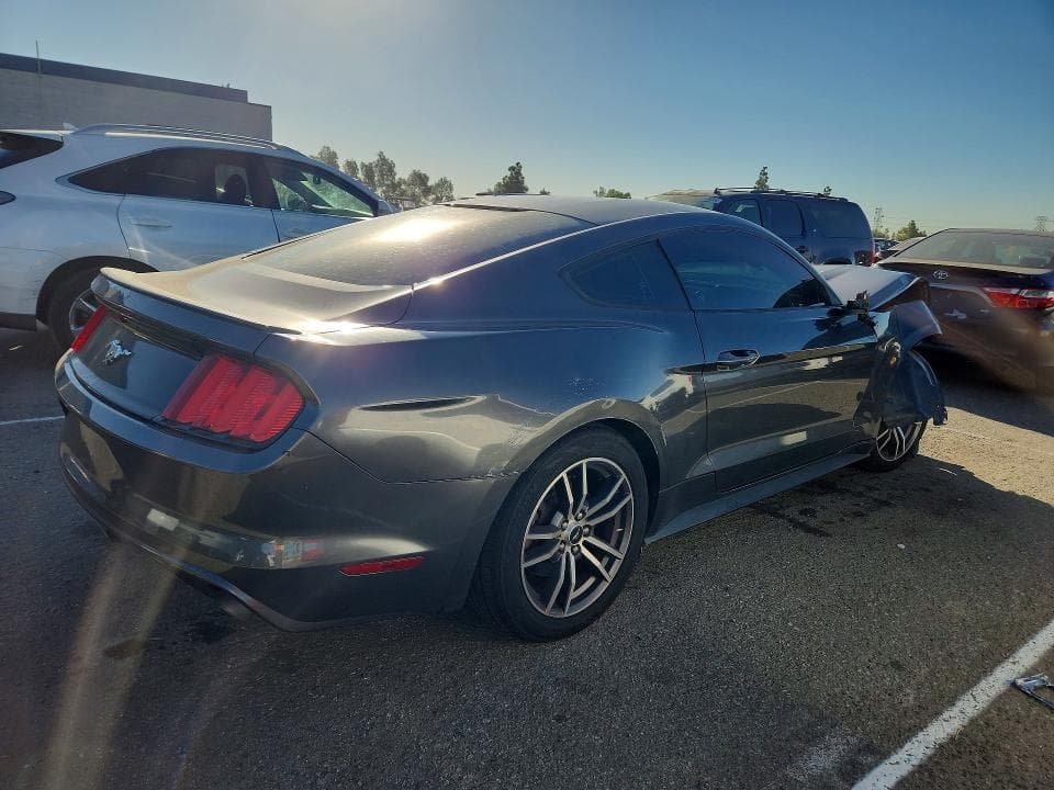 2017 FORD MUSTANG 3