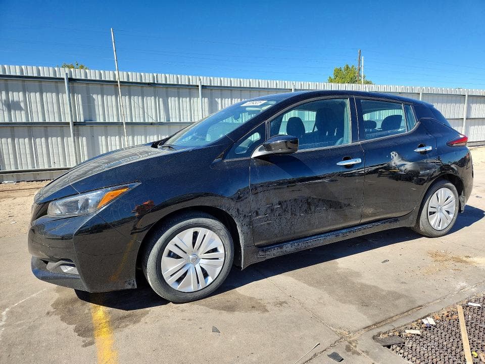 2025 NISSAN LEAF S