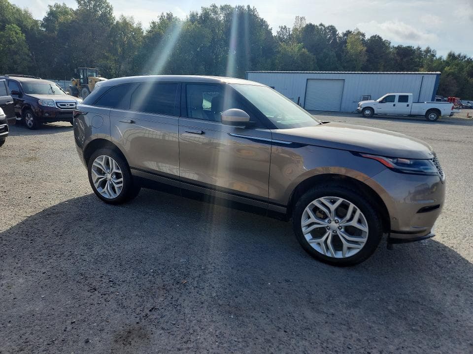 2018 LAND ROVER RANGE ROVER VELAR SE 4