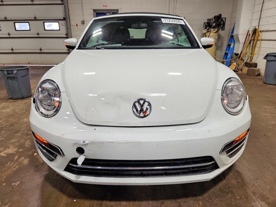 2019 VOLKSWAGEN BEETLE S 5