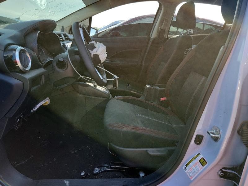 2024 NISSAN VERSA SR 7