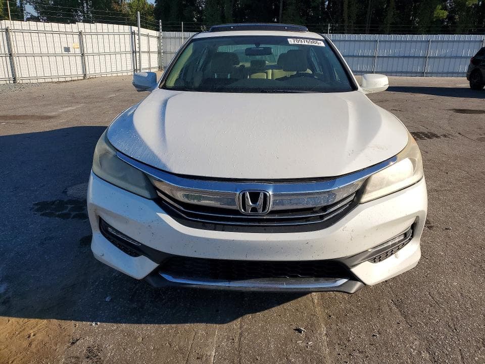 2017 HONDA ACCORD EX 5