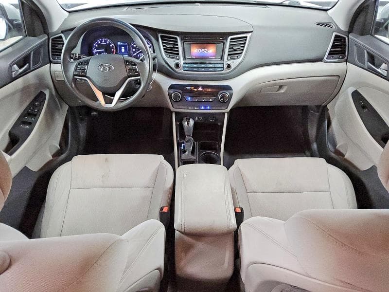 2017 HYUNDAI TUCSON SE 8