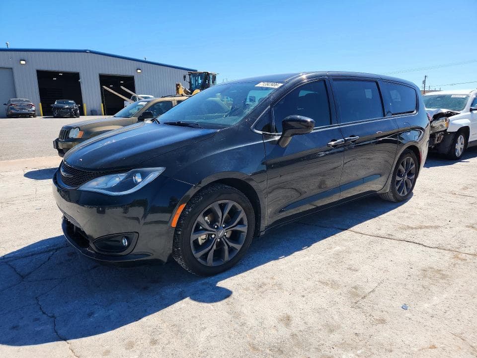 2019 CHRYSLER PACIFICA TOURING PLUS - 1