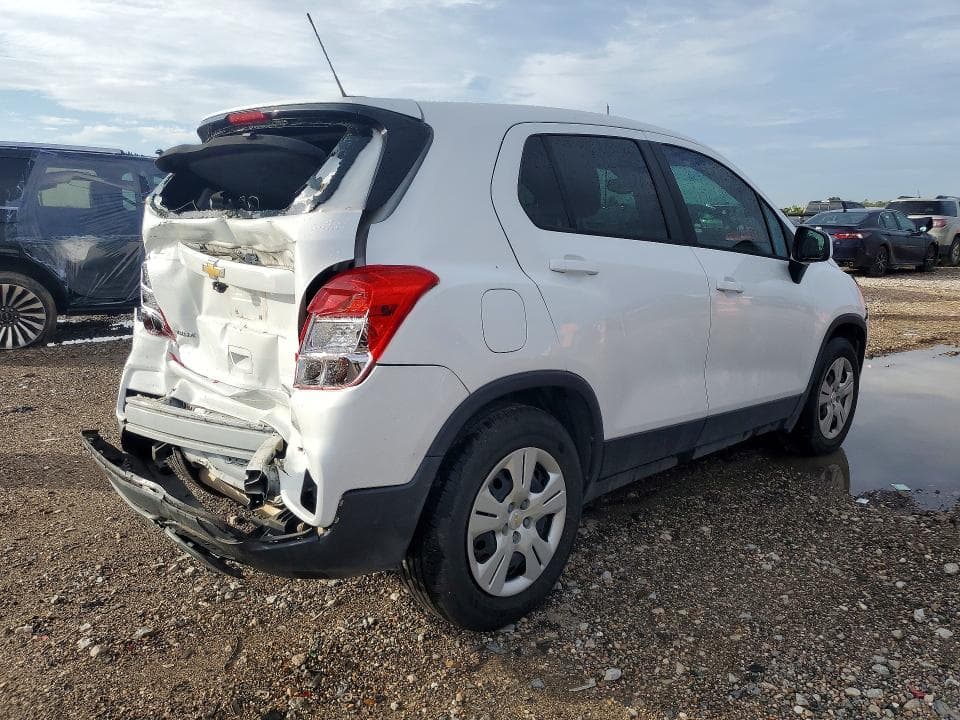 2018 CHEVROLET TRAX LS 3