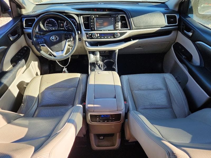 2018 TOYOTA HIGHLANDER LIMITED 8