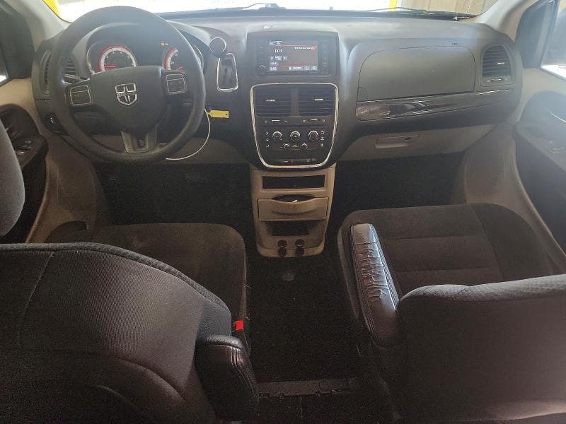 2017 DODGE GRAND CARAVAN SE 8