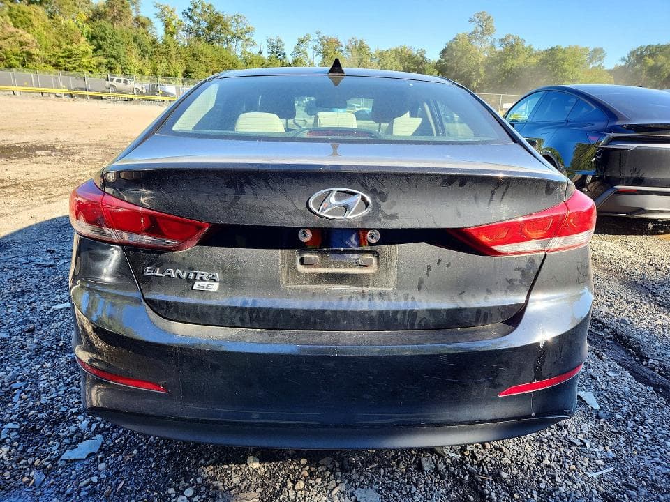 2017 HYUNDAI ELANTRA SE 6