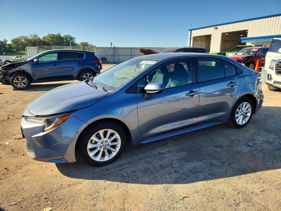 2021 TOYOTA COROLLA LE - 1