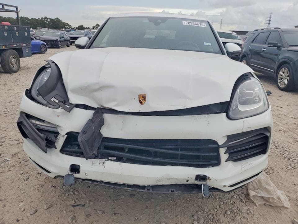 2021 PORSCHE CAYENNE 5