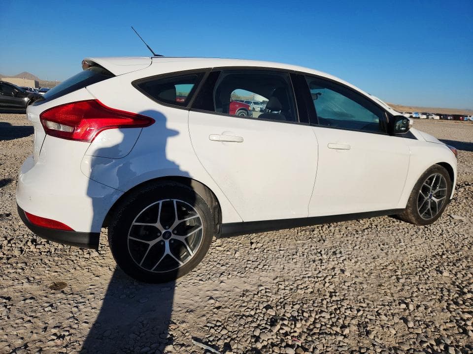 2017 FORD FOCUS SEL 3