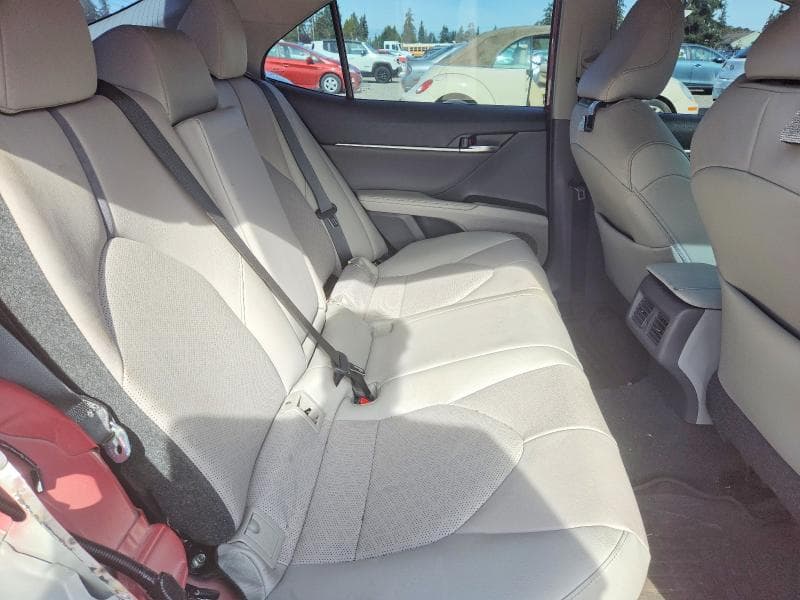 2021 TOYOTA CAMRY XSE 10
