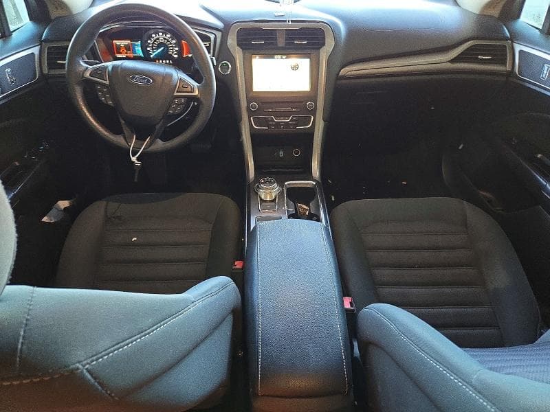 2017 FORD FUSION SE 8