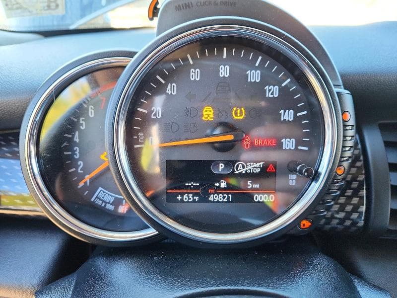 2017 MINI COOPER S 9