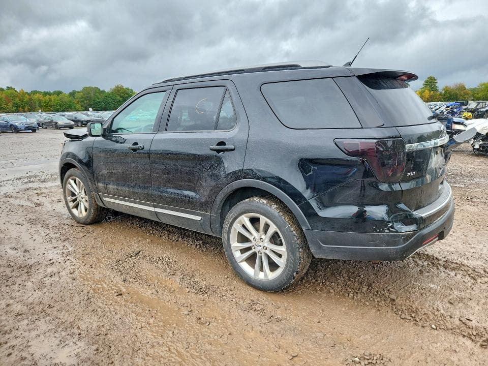 2018 FORD EXPLORER XLT 2