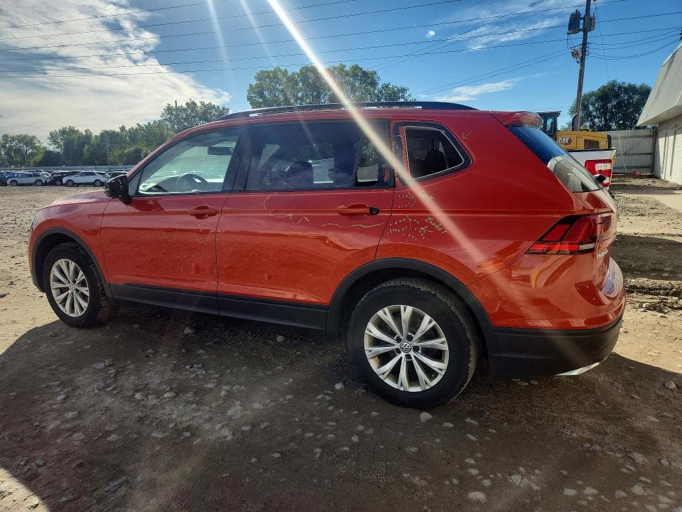 2019 VOLKSWAGEN TIGUAN S 2