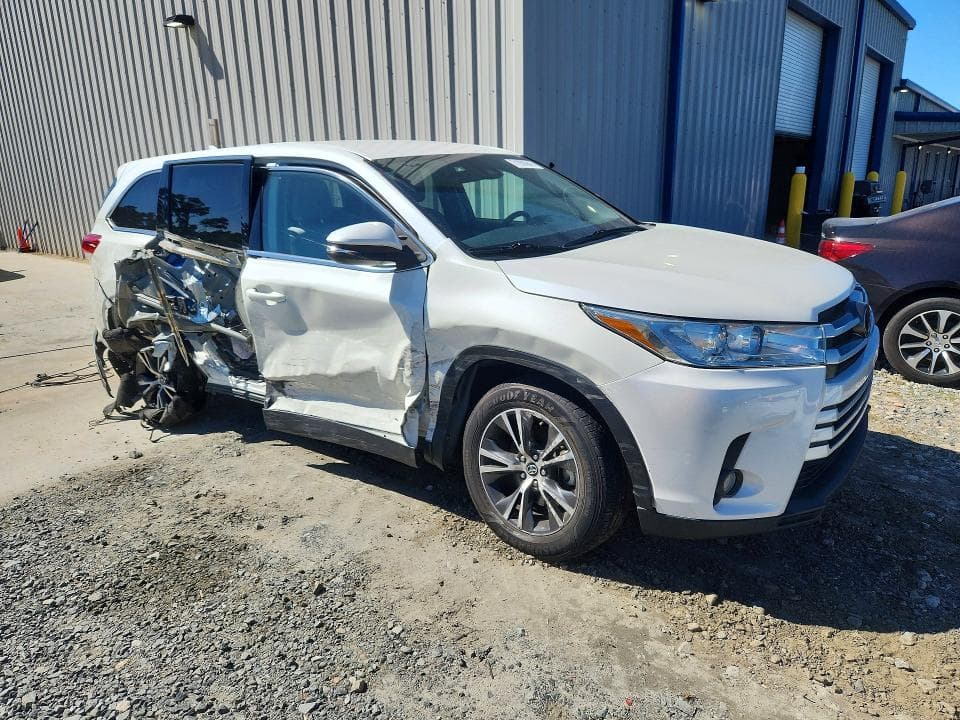 2019 TOYOTA HIGHLANDER LE PLUS 4