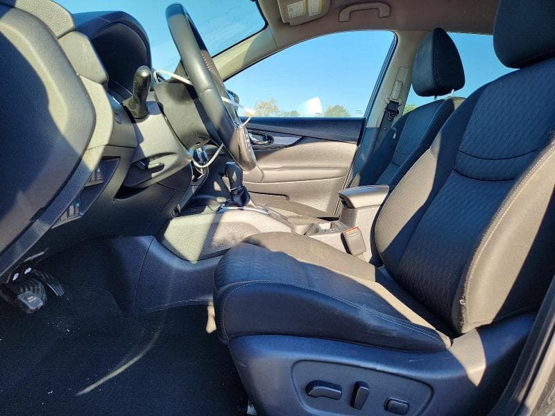 2017 NISSAN ROGUE SV 7