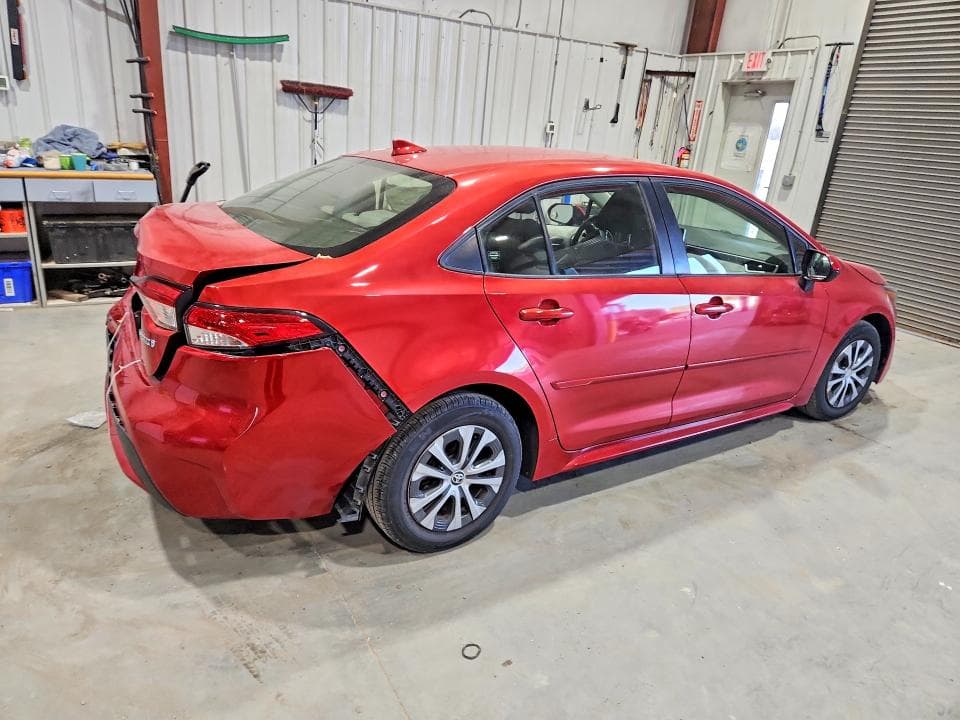 2021 TOYOTA COROLLA LE 3