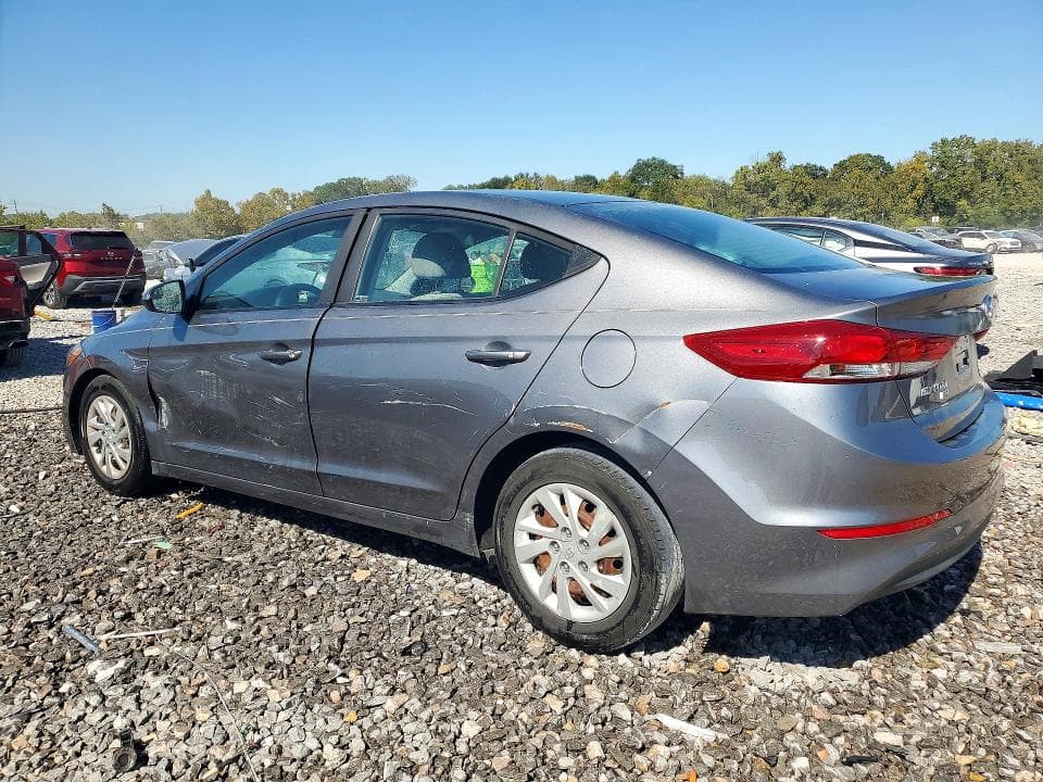 2018 HYUNDAI ELANTRA SE 2