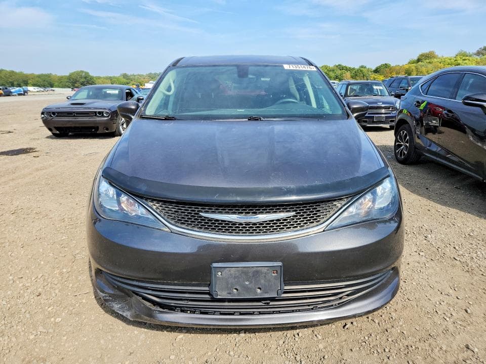 2017 CHRYSLER PACIFICA TOURING 5