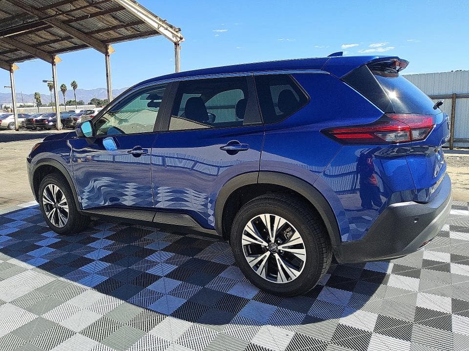 2023 NISSAN ROGUE SV 2
