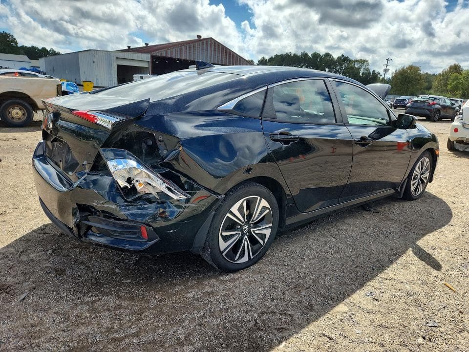 2017 HONDA CIVIC EX 3