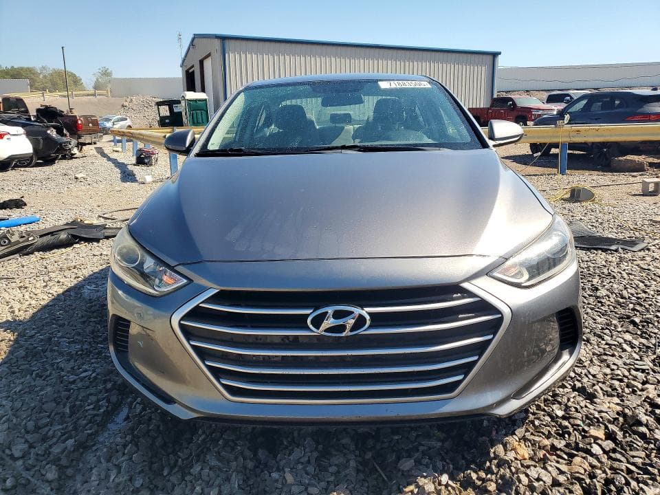 2018 HYUNDAI ELANTRA SE 5