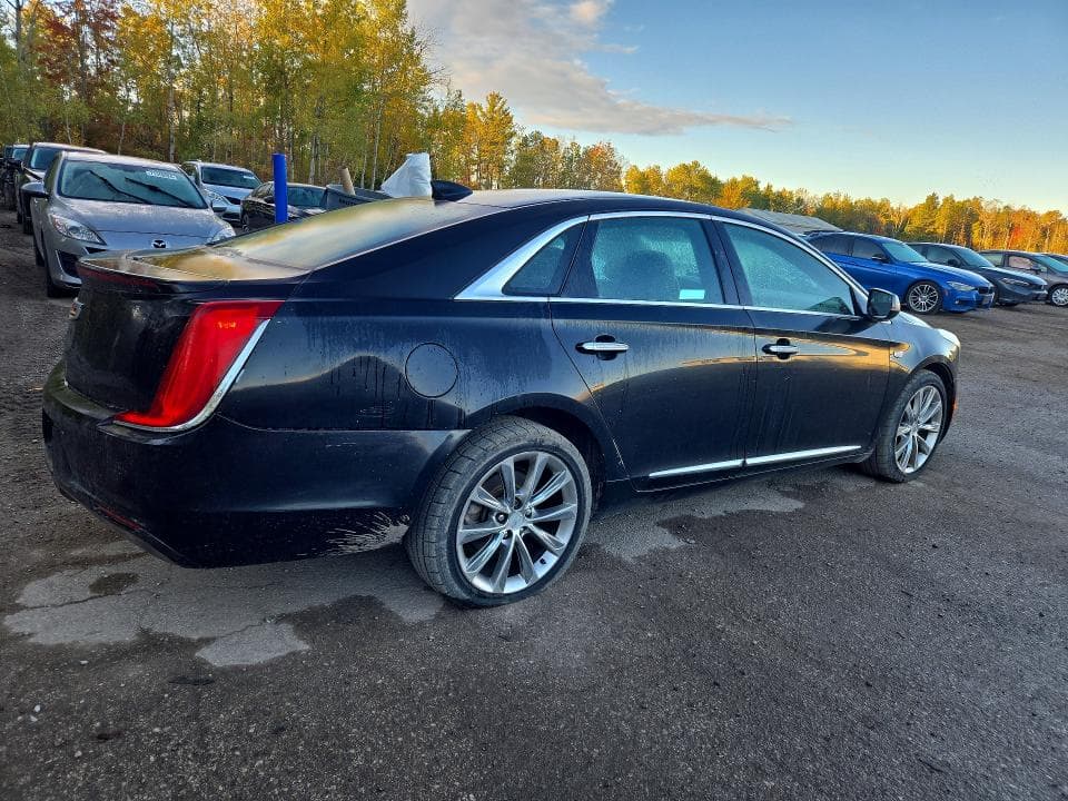 2018 CADILLAC XTS 3